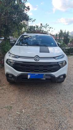 FIAT TORO 1.8 16V EVO FLEX FREEDOM AT6 FIAT TORO 1.8 16V EVO FLEX FREEDOM AT6